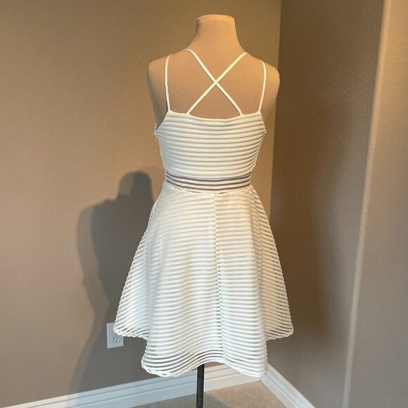 Dear Moon White Fit & Flare Sleeveless Mini Dress, Size 9 - Picture 3 of 8